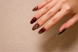 ネイル Earth Total Beauty Salon所属・アース　トータル ビューティサロンのネイルデザイン