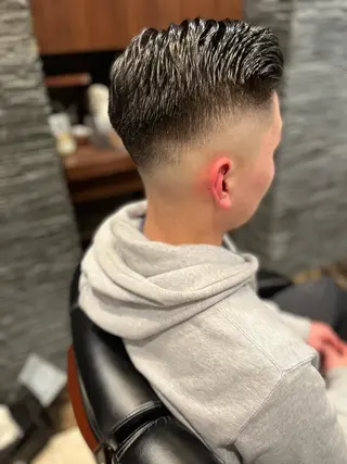 ショート ヒロ銀座バーバーショップ難波店所属・縮毛矯正/パーマ 宮河 惇💈のヘアスタイル