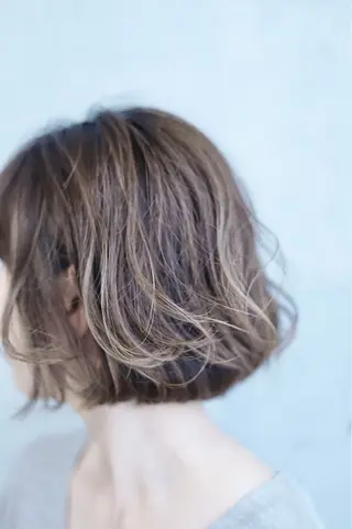 ミディアム 今日の彼女の髪は魔法的所属・幕田 あゆみのヘアスタイル