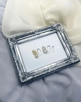 ネイル 𝐠𝐨𝐫𝐢 𝐧𝐚𝐢𝐥のネイルデザイン