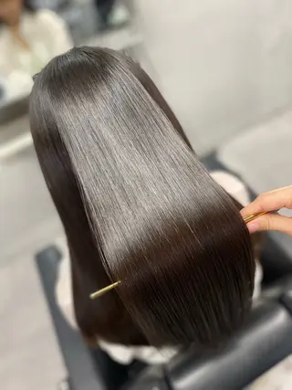 セミロング 艶髪/縮毛矯正 🫧辻野海羽のヘアスタイル