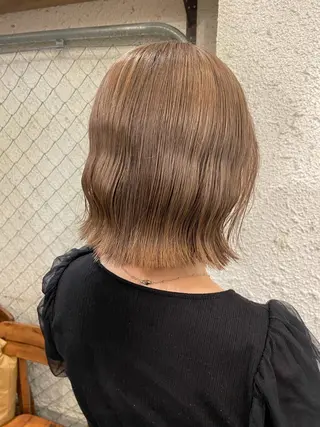 ミディアム カラー SALOWIN下北沢所属・hazuki 🌝のヘアスタイル