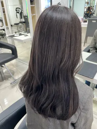 ロング カラー 【センターパート/ マッシュ】ryokaのヘアスタイル