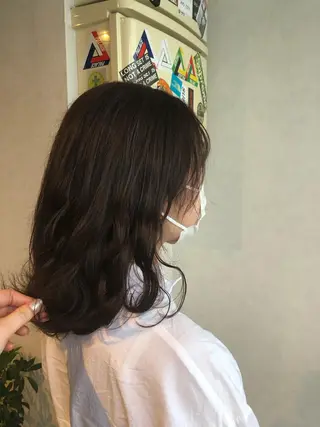 セミロング the OSCAR所属・韓国ヘアスタイリスト Harukaのヘアスタイル