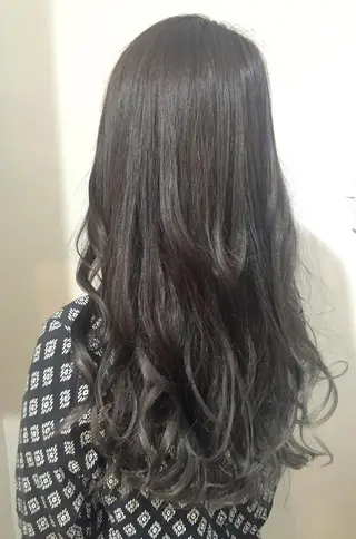 セミロング 髪質改善 ami byAbsoのヘアスタイル