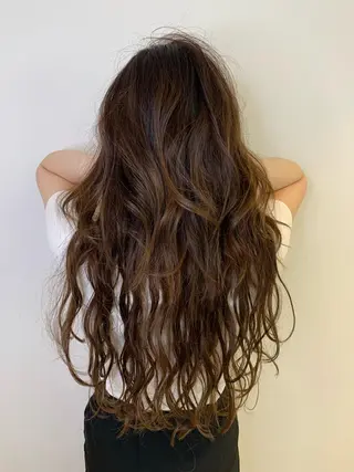 ロング eyelush color world庄内駅前所属・シールエクステ／豊中 吉田孝司のヘアスタイル