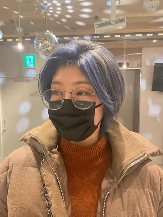 ショート カラー 艶ハイトーン👑♡ NATSUKIのヘアスタイル