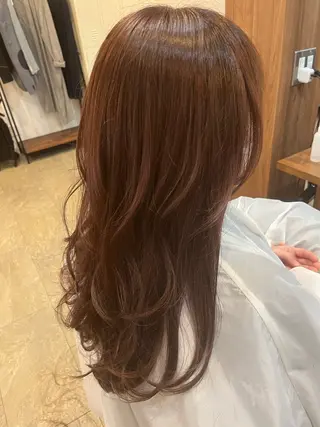 ロング カラー ron所属・FUNAKOSHI MADOKAのヘアスタイル