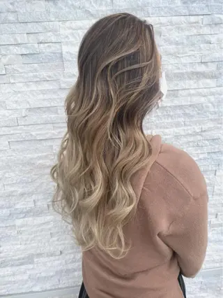 ロング カラー 美容室 ソンリエのヘアスタイル