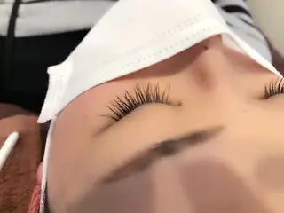 マツエク・マツパ 岡田詩織 MODE Ks松原店のヘアスタイル