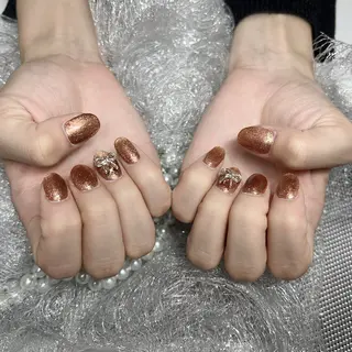 ネイル More Glam 池袋東口店のネイルデザイン