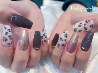 ネイル ラッキーネイルサロン 西川口東口店のネイルデザイン