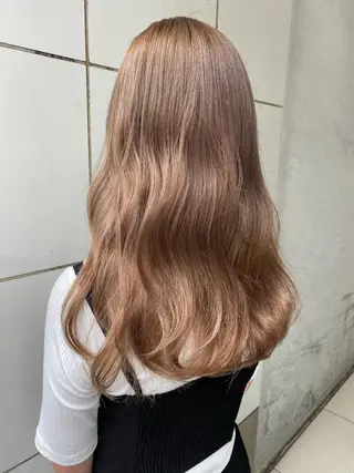 セミロング ハイトーン/ ボブ 中村麟のヘアスタイル