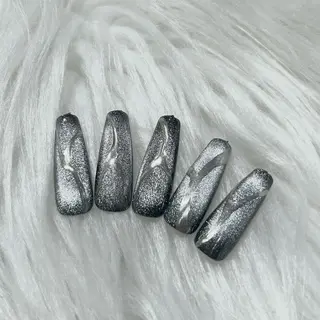 ネイル AURORA eyelash&nail salon アメ村店所属・Aurora Sakiのネイルデザイン