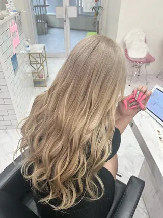 ロング カラー ハイトーン/韓国風 🤍Nacchi🐈のマツエク・マツパデザイン