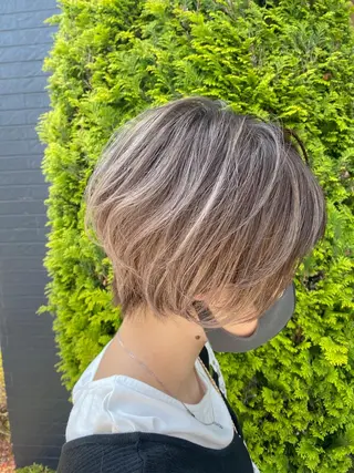 ショート カラー sii.所属・sii. 川嶋のヘアスタイル