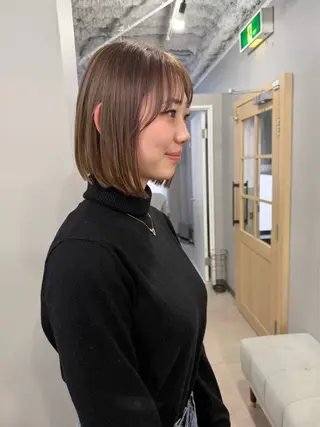 ミディアム カラー 🌬️attrait 髪質改善/個室サロンのヘアスタイル