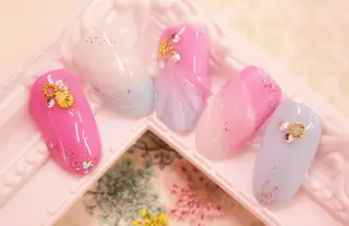 ネイル リラネイル Aikenのネイルデザイン