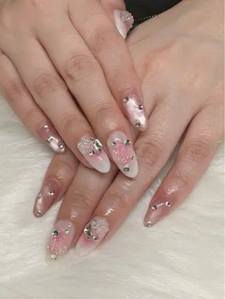 ネイル maisonANZU SATOMIのネイルデザイン