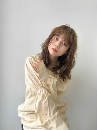 ロング 大林 エリコのヘアスタイル