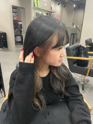 カラー PALO/ ANNAのヘアスタイル