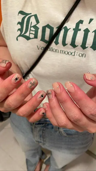 ネイル Ami 🦥のネイルデザイン