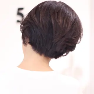 ショート 中林 由佳のヘアスタイル