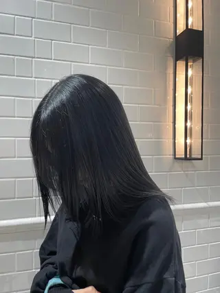 カラー ️🩵RINKA/ ハイトーンカラー🩵のヘアスタイル