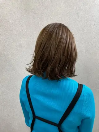 ミディアム カラー 瀬野 まみのヘアスタイル