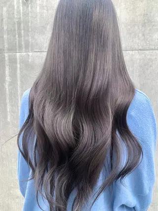 ロング カラー ヘアアレンジ yuka .のヘアスタイル