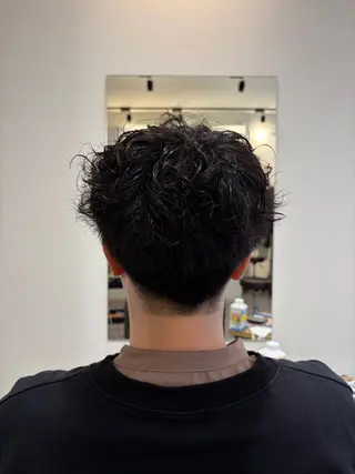 パーマ 荒井 茉凜のヘアスタイル