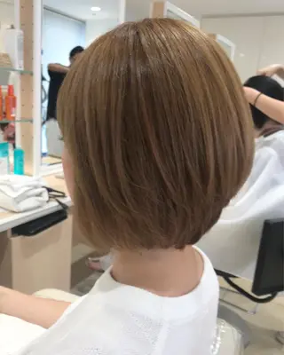 ショート 鈴木 香織のヘアスタイル