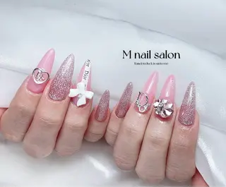 ネイル M🌷nail 長さだし専門店のネイルデザイン