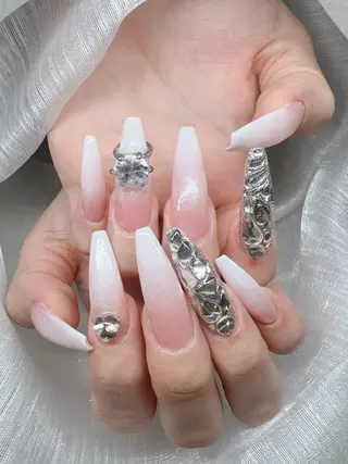 ネイル Lee Nails チップ長さだし専門店のネイルデザイン