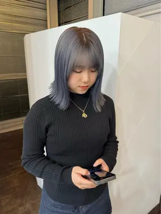 セミロング カラー 🌻名古屋🌻 🫧ハイトーン🫧のヘアスタイル