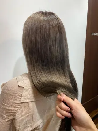 ロング カラー EGAO所属・yuuka🌻 ハイライト/艶カラーのヘアスタイル