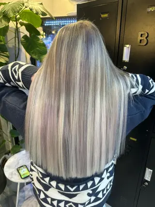 ロング 韓国カラー/エクステ carryのヘアスタイル