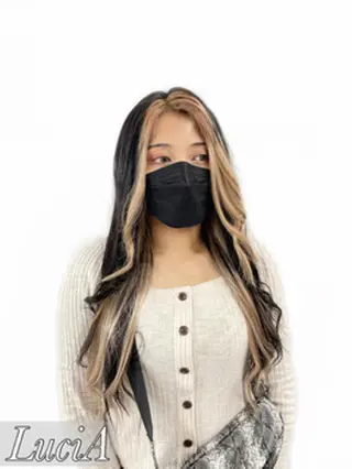 ロング カラー ヘアアレンジ LuciA RIANAのヘアスタイル