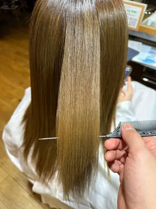 ロング ガレリア  名駅オーキッドGビル店所属・名駅／艶髪ストレート ／ヘッドスパ／伴怜奈のヘアスタイル