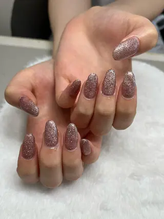 ネイル nail.salon .Reversalのネイルデザイン