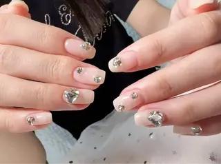 ネイル 西岡 真由美のネイルデザイン