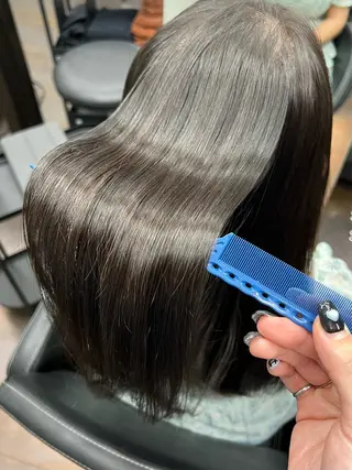 ロング 沖山 友津季のヘアスタイル