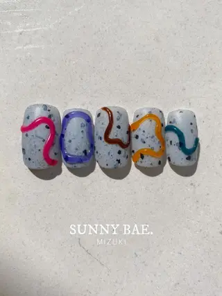 ネイル SUNNY BAE. 🌼MIZUKIのネイルデザイン
