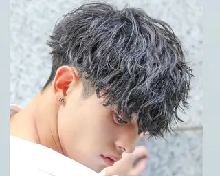 パーマ メンズ特化 遠山もゆるのヘアスタイル