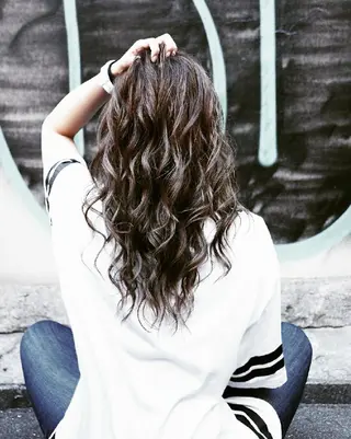 ロング カラー 東心斎橋🌏豆柴 🐾倶楽部のヘアスタイル