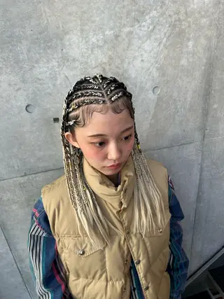 ロング ヘアアレンジ HARURU🪮✨ ブレイズ海外ヘアのヘアスタイル