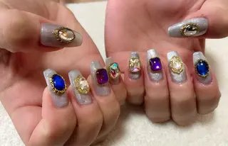 ネイル t. yoshizawaのネイルデザイン