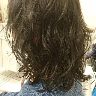 ミディアム パーマ 仲村 友孝のヘアスタイル