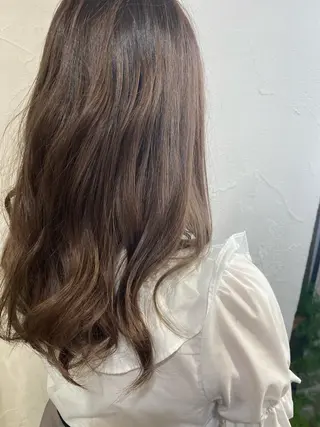 ロング カラー La  SHE's 天王寺店所属・マルヤマ リナのマツエク・マツパデザイン