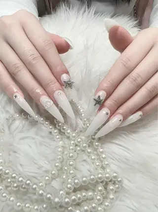 ネイル ＆ME アンドミーのネイルデザイン